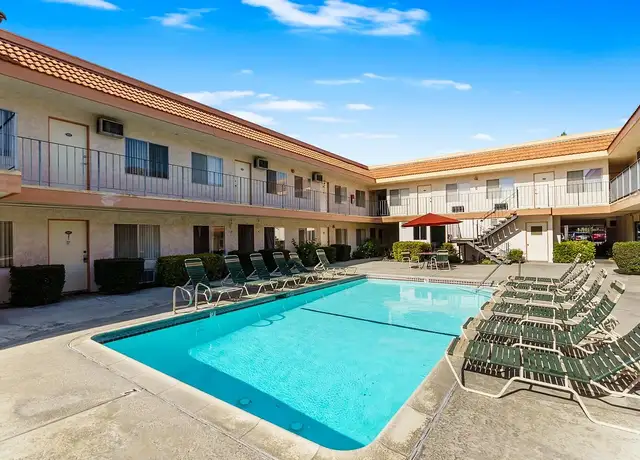 Photo of 17818 Woodruff Ave, Bellflower, CA 90706