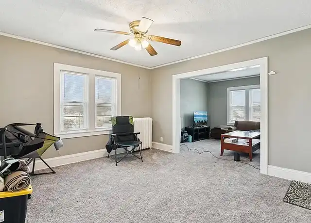 Property at 1020 3rd St S Unit 4, South St Paul, MN, 55075, 1 bed, 1 bath, [object Object]