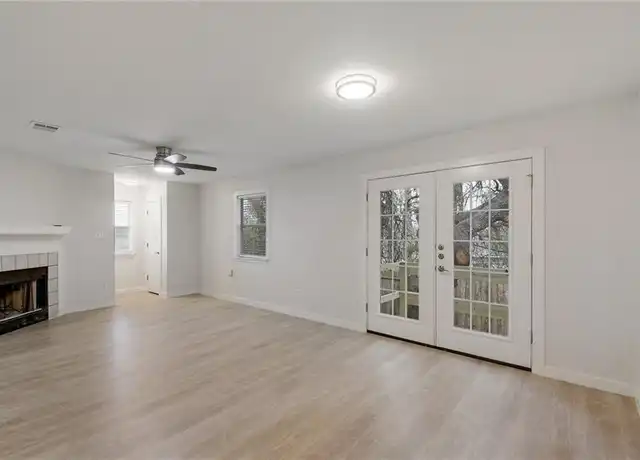 Property at 15209 Sun-Bird Ln Unit A, Austin, TX, 78734, 3 beds, 2 baths, [object Object]