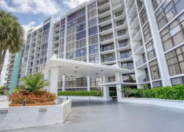 Property at 200 Leslie Dr #227, Hallandale Beach, FL, 33009, 1 bed, 1.5 baths, [object Object]
