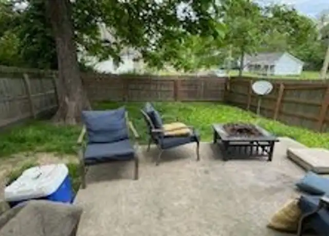 Property at 103-105 Oak St, Columbia, MO, 65203, 4 beds, 3 baths, [object Object]