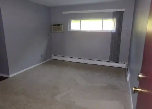 Property at 904 Mohawk Trl Unit 904-2, Milford, OH, 45150, 2 beds, 1 bath, [object Object]