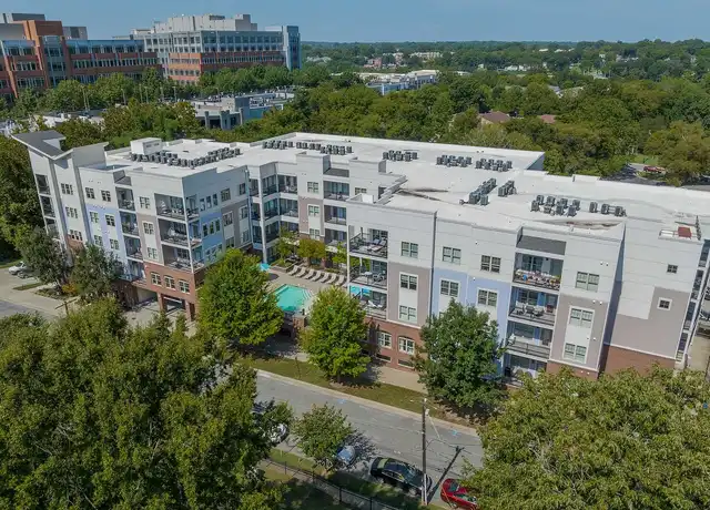 Property at Cedar Flats - 225 N Cedar St, Charlotte, NC, 28202, 1 bed, 1 bath, [object Object]