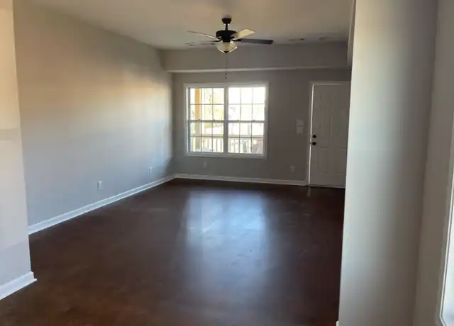 Property at 1200 Bluebird Rd Unit B, Lebanon, TN, 37087, 2 beds, 1.5 baths, [object Object]