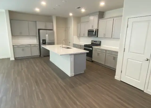 Property at 653 Barrett Lake Rd, West Sacramento, CA, 95605, 4 beds, 3 baths, [object Object]