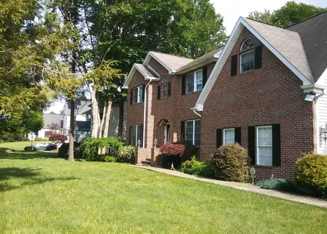 Property at 919 Old Logger Rd, Moscow, PA, 18444, 4 beds, 4 baths, [object Object]
