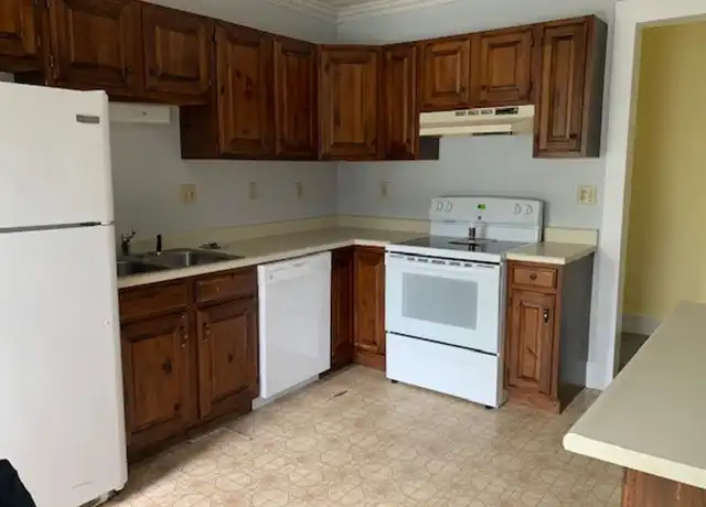 Property at 333 Giddings St Unit 3, North Springfield, VT, 05150, 2 beds, 1 bath, [object Object]