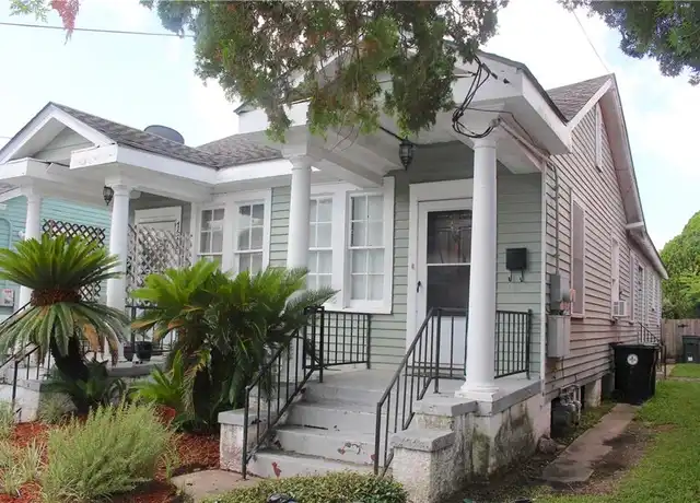 Property at 7550 Plum St, New Orleans, LA, 70118, 2 beds, 1 bath, [object Object]