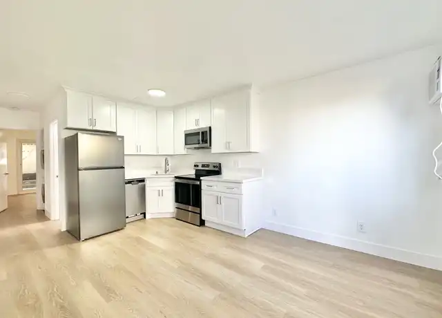 Property at 3424 S Centinela Ave Unit 9A, Los Angeles, CA, 90066, 1 bed, 1 bath, [object Object]