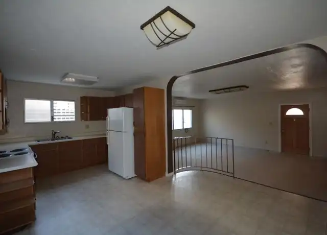 Property at 98-331 Ponohale St Unit B, Aiea, HI, 96701, 2 beds, 1 bath, [object Object]