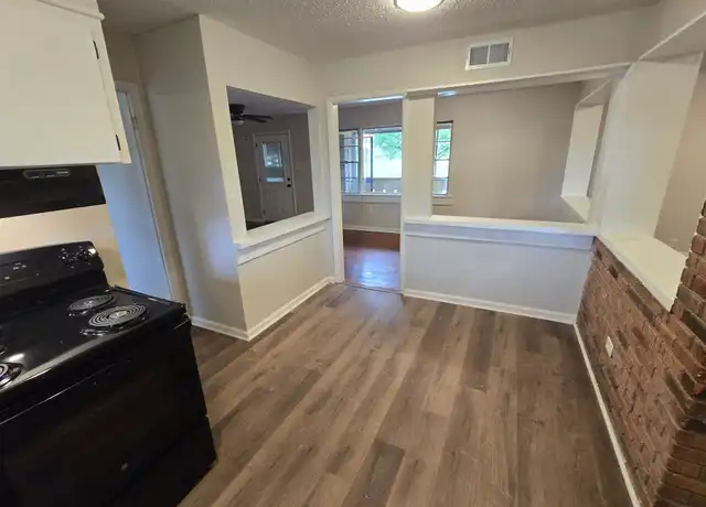 Property at 2307 S Harrison St, Little Rock, AR, 72204, 3 beds, 2 baths, [object Object]