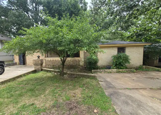 Property at 2307 S Harrison St, Little Rock, AR, 72204, 3 beds, 2 baths, [object Object]