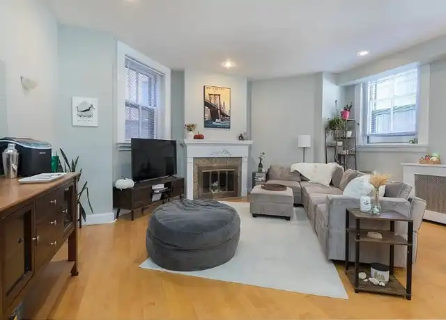 Property at 135 Marlborough St, Boston, MA, 02116, 1 bed, 1 bath, [object Object]