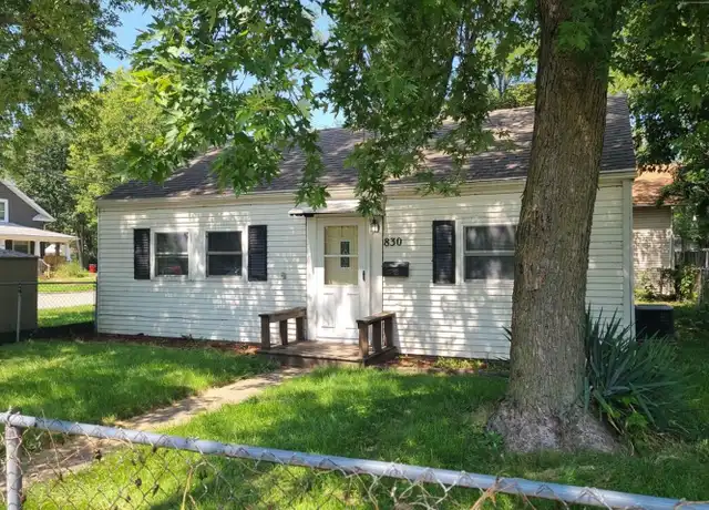 Property at 830 W Maple St, Champaign, IL, 61820, 2 beds, 1 bath, [object Object]