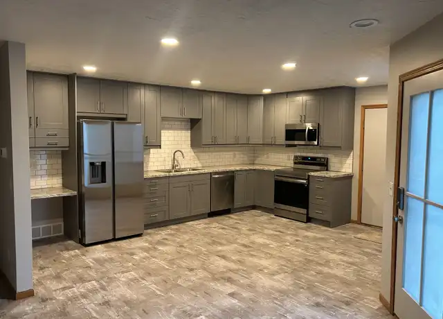 Property at 2109 S Holt Ave Unit 1, Sioux Falls, SD, 57103, 4 beds, 3 baths, [object Object]