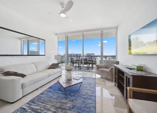 Property at 6799 Collins Ave #1201, Miami Beach, FL, 33141, 1 bed, 1 bath, [object Object]