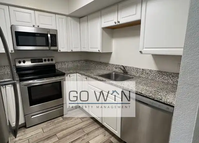 Property at 1727 W Mountain View Rd Unit 5, Phoenix, AZ, 85021, 2 beds, 1 bath, [object Object]