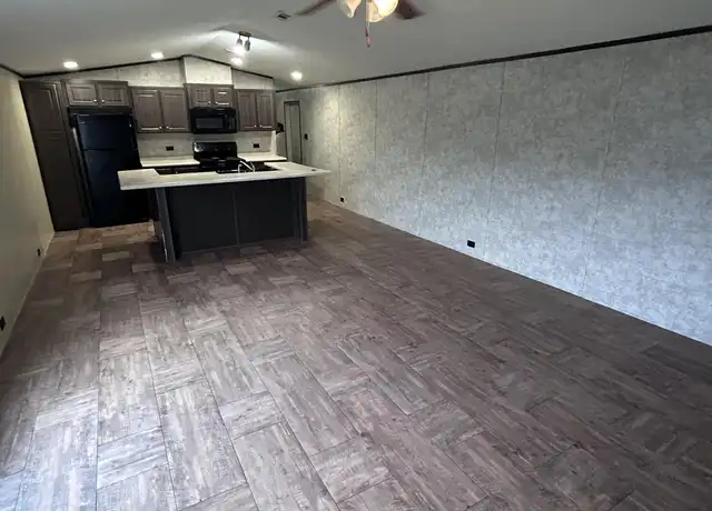 Property at 8557 Gulf Hwy Unit 678, Lake Charles, LA, 70607, 3 beds, 2 baths, [object Object]