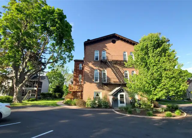 Property at 21 Idlewild Ave, Cornwall on Hudson, NY, 12520, 2 beds, 1 bath, [object Object]