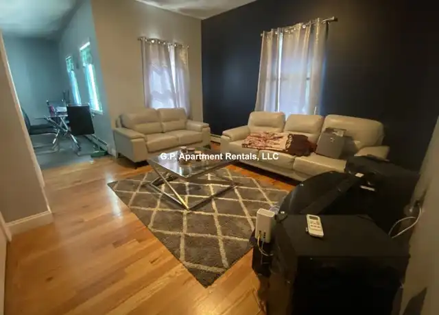 Property at 125 Bow St, Everett, MA, 02149, 1 bed, 1 bath, [object Object]