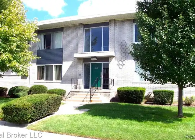 Property at 4840 Briarwood Ave #2, Royal Oak, MI, 48073, 1 bed, 1 bath, [object Object]