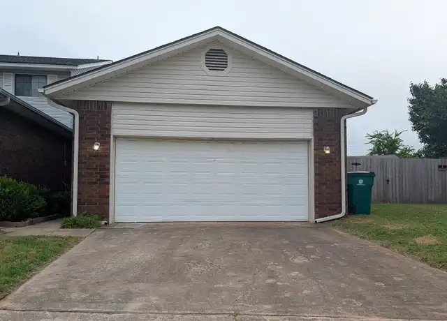 Property at 12925 Carrie Ct, Oklahoma City, OK, 73120, 3 beds, 2.5 baths, [object Object]