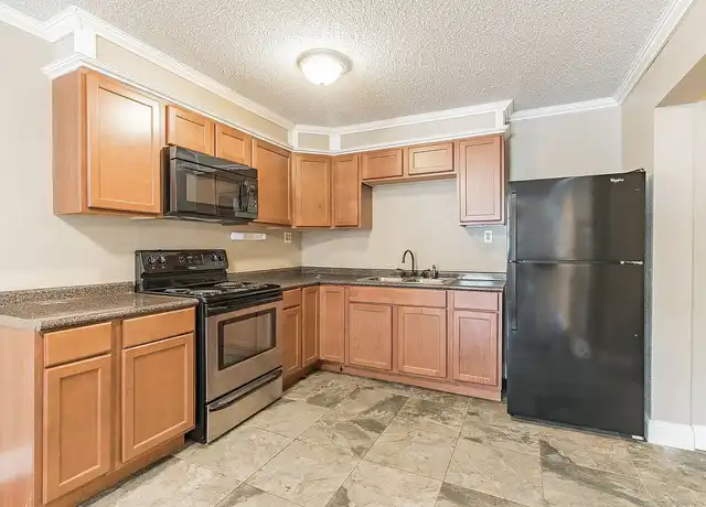Property at Destin Apartments - 100 Calhoun Ave, Destin, FL, 32541, 1-2 bed, 1-2.5 bath, [object Object]