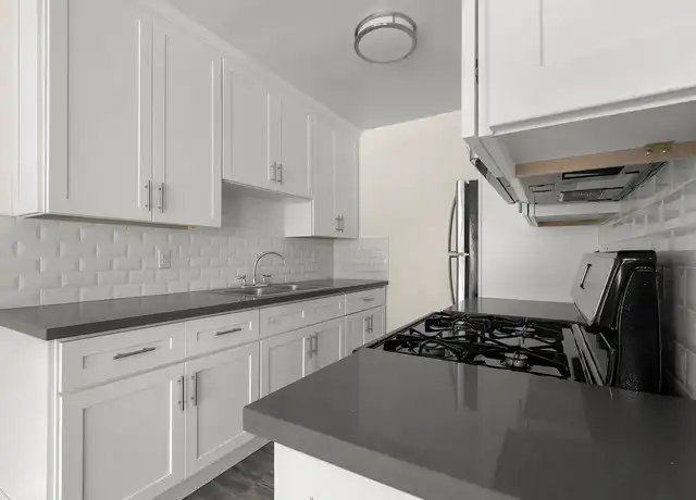 Property at 7518 Lexington Ave, West Hollywood, CA, 90046, 2 beds, 2 baths, [object Object]