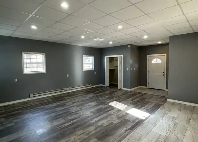Property at 174 Euclid Ave, Pontiac, MI, 48342, 1 bed, 1 bath, [object Object]