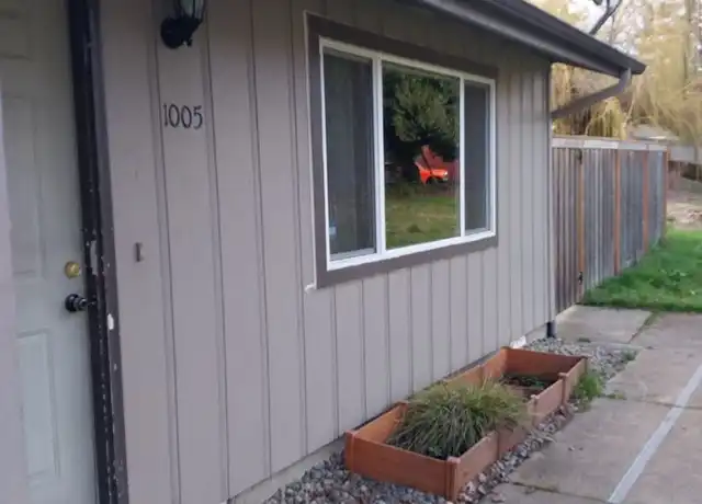 Property at 1005 SE Rummel St Unit 1005, McMinnville, OR, 97128, 2 beds, 1 bath, [object Object]