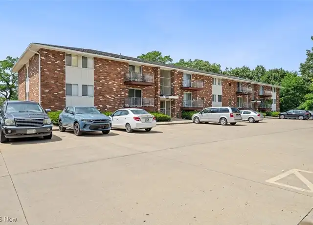Property at 4383 Inner Circle Dr Unit B21, Brunswick, OH, 44212, 1 bed, 1 bath, [object Object]