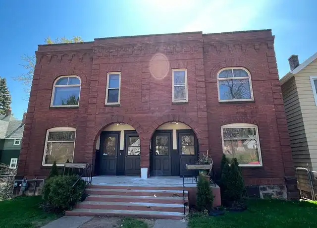 Property at 322 E 5th St Unit 322 B, Duluth, MN, 55805, 3 beds, 1 bath, [object Object]