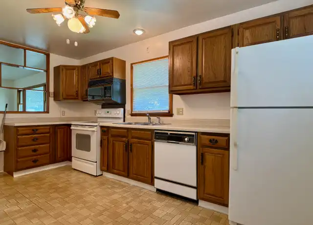 Property at 1523 Margaretha Ave, Albert Lea, MN, 56007, 2 beds, 1 bath, [object Object]