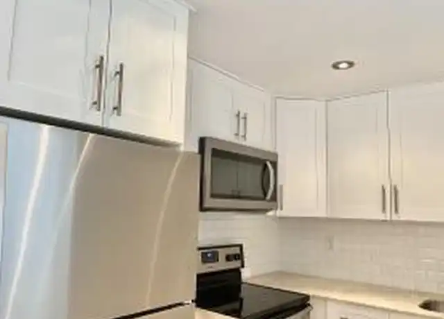 Property at 418 Piedmont J Unit I, Delray Beach, FL, 33484, 2 beds, 2 baths, [object Object]