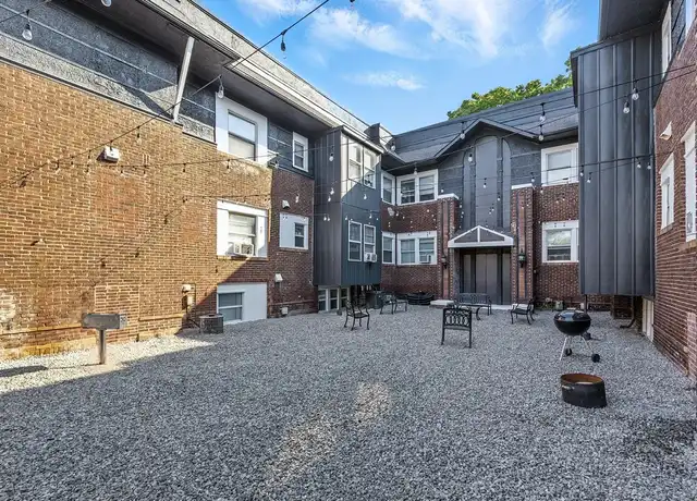 Property at The Courts on Monon - 3609 Balsam Ave, Indianapolis, IN, 46205, 0-1 beds, 1 bath, [object Object]