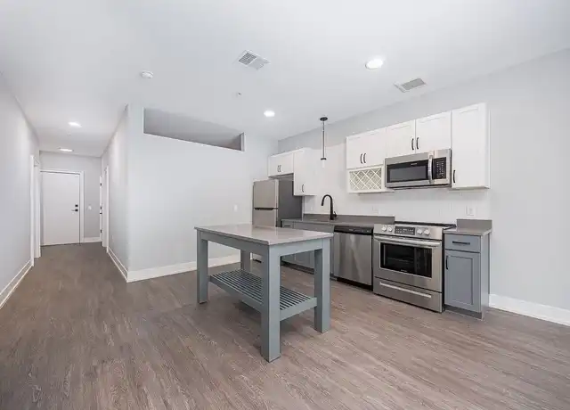 Property at The Frisbie - 750 E Broad St, Columbus, OH, 43205, 0-2 beds, 1-2 bath, [object Object]