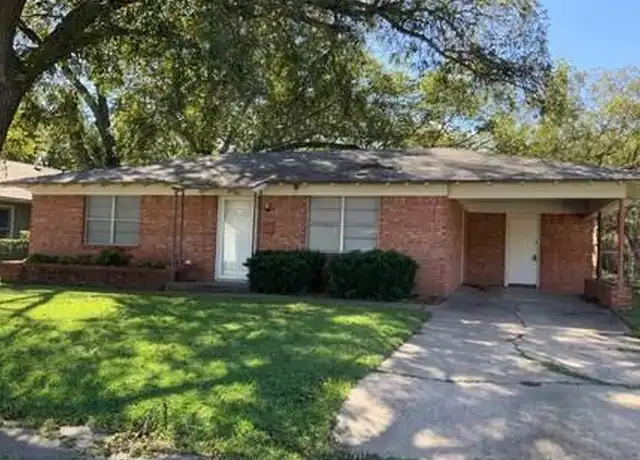 Property at 484 Everett St, Stephenville, TX, 76401, 2 beds, 1 bath, [object Object]