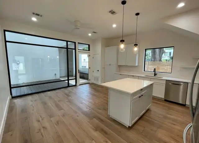 Property at 2601 Canterbury St Unit B, Austin, TX, 78702, 2 beds, 1.5 baths, [object Object]