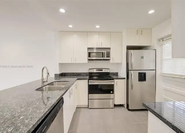 Property at 2510 SW 81st Ave #205, Davie, FL, 33324, 1 bed, 1.5 baths, [object Object]