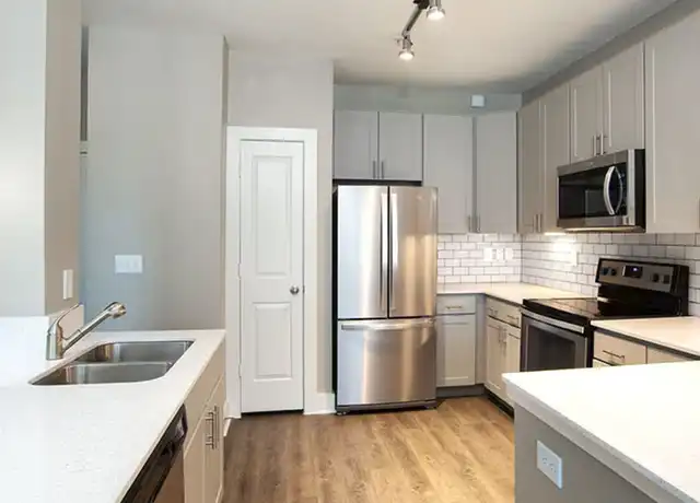 Property at 810 E 9th St Unit 2119, Austin, TX, 78702, 1 bed, 1 bath, [object Object]