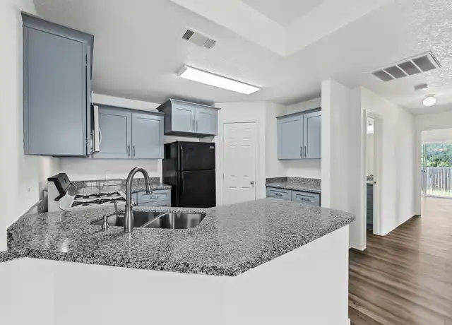 Property at 502 Rockmoor Dr Unit B, Georgetown, TX, 78628, 3 beds, 2 baths, [object Object]