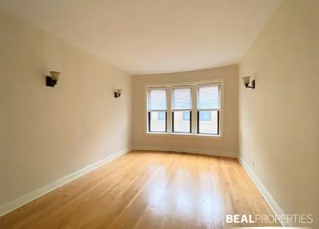 Property at 4040 N Ashland Ave Unit W2, Chicago, IL, 60613, 1 bed, 1 bath, [object Object]