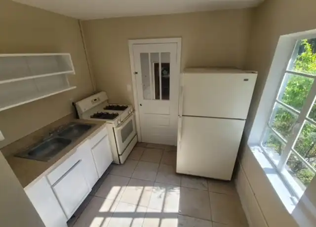 Property at 1414 N Lake View Ave Unit 9, Leesburg, FL, 34748, 0 beds, 1 bath, [object Object]