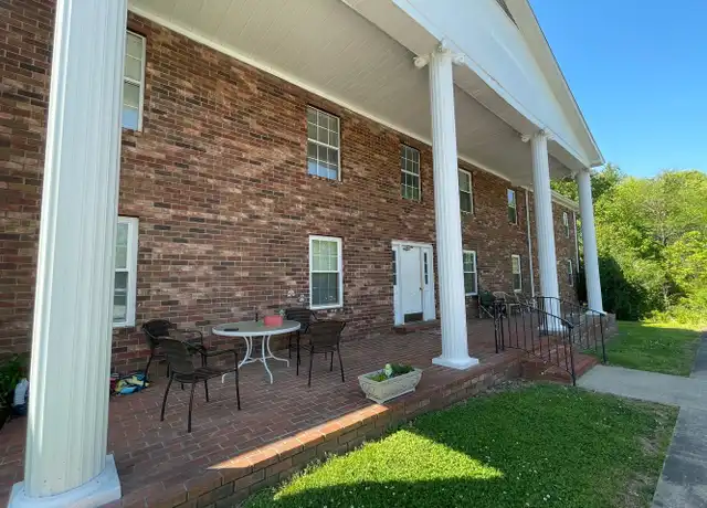 Property at 620 Oak Park Blvd Apt 205, Calvert City, KY, 42029, 2 beds, 1 bath, [object Object]