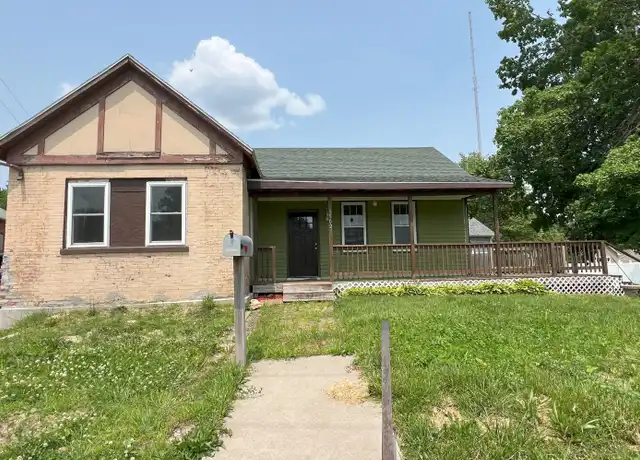 Property at 1502 Mount Pleasant St, Burlington, IA, 52601, 3 beds, 1 bath, [object Object]