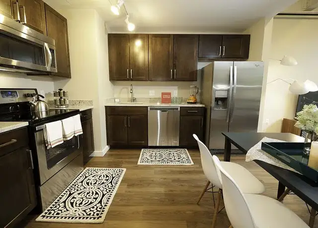 Photo of 21 Salisbury St, Worcester, MA 01609