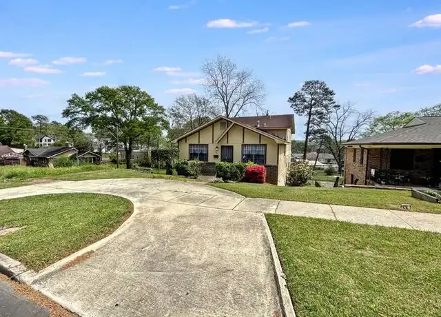 Property at 521 12th St W, Birmingham, AL, 35208, 4 beds, 2 baths, [object Object]