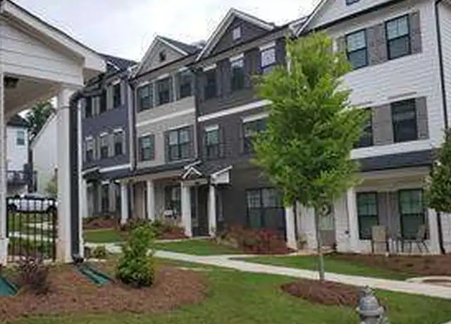 Property at 723 Calvin Park Dr, GA, 3 beds, 3.5 baths, [object Object]