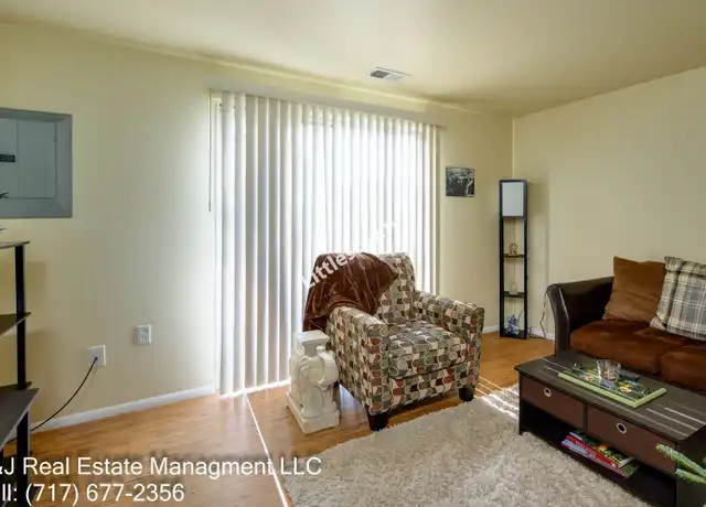 Property at 110 Roberta Jean Ave Unit 128, Littlestown, PA, 17340, 2 beds, 1 bath, [object Object]