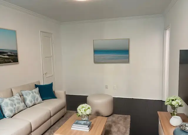 Photo of 1125 S Doheny Dr, Los Angeles, CA 90035